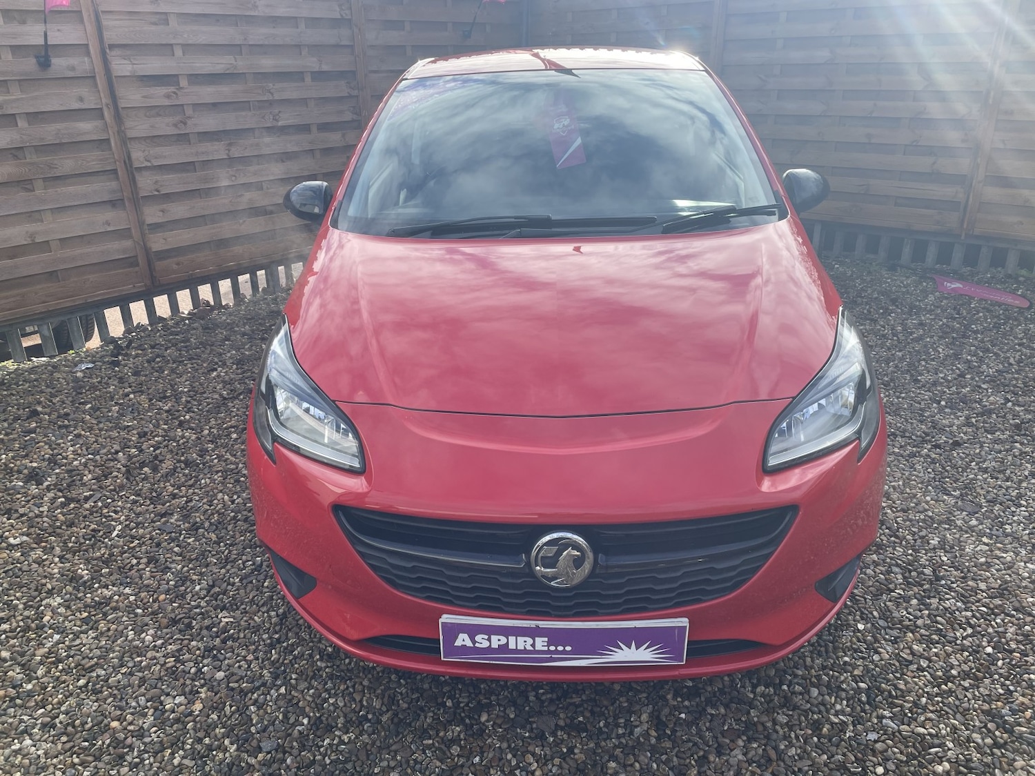 Used Vauxhall Corsa 2015 for sale - 77357375: Photo 3