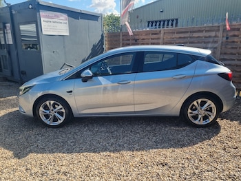 Used Vauxhall Astra 2016 for sale - 79386297: Photo