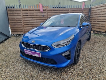 Used Kia Ceed 2018 for sale - 77643718: Photo
