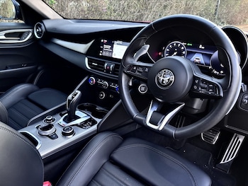 Used Alfa Romeo Giulia 2023 for sale - 78229167: Photo