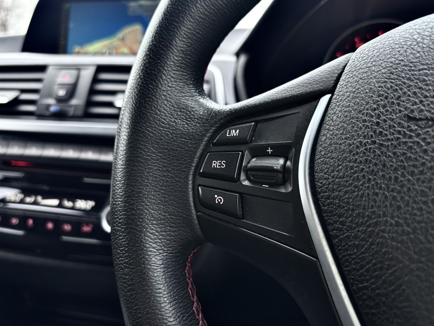 Used BMW 3 Series 2016 for sale - 77792842: Photo 21