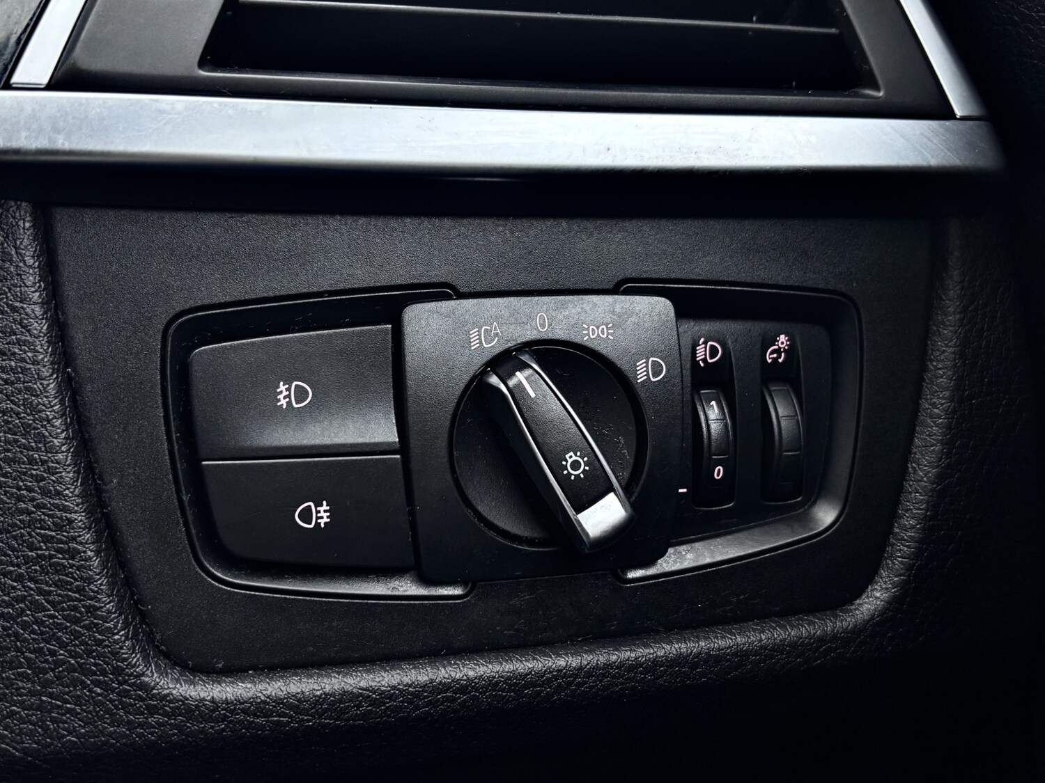 Used BMW 3 Series 2016 for sale - 77792842: Photo 40