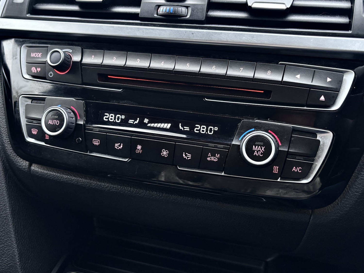 Used BMW 3 Series 2016 for sale - 77792842: Photo 42