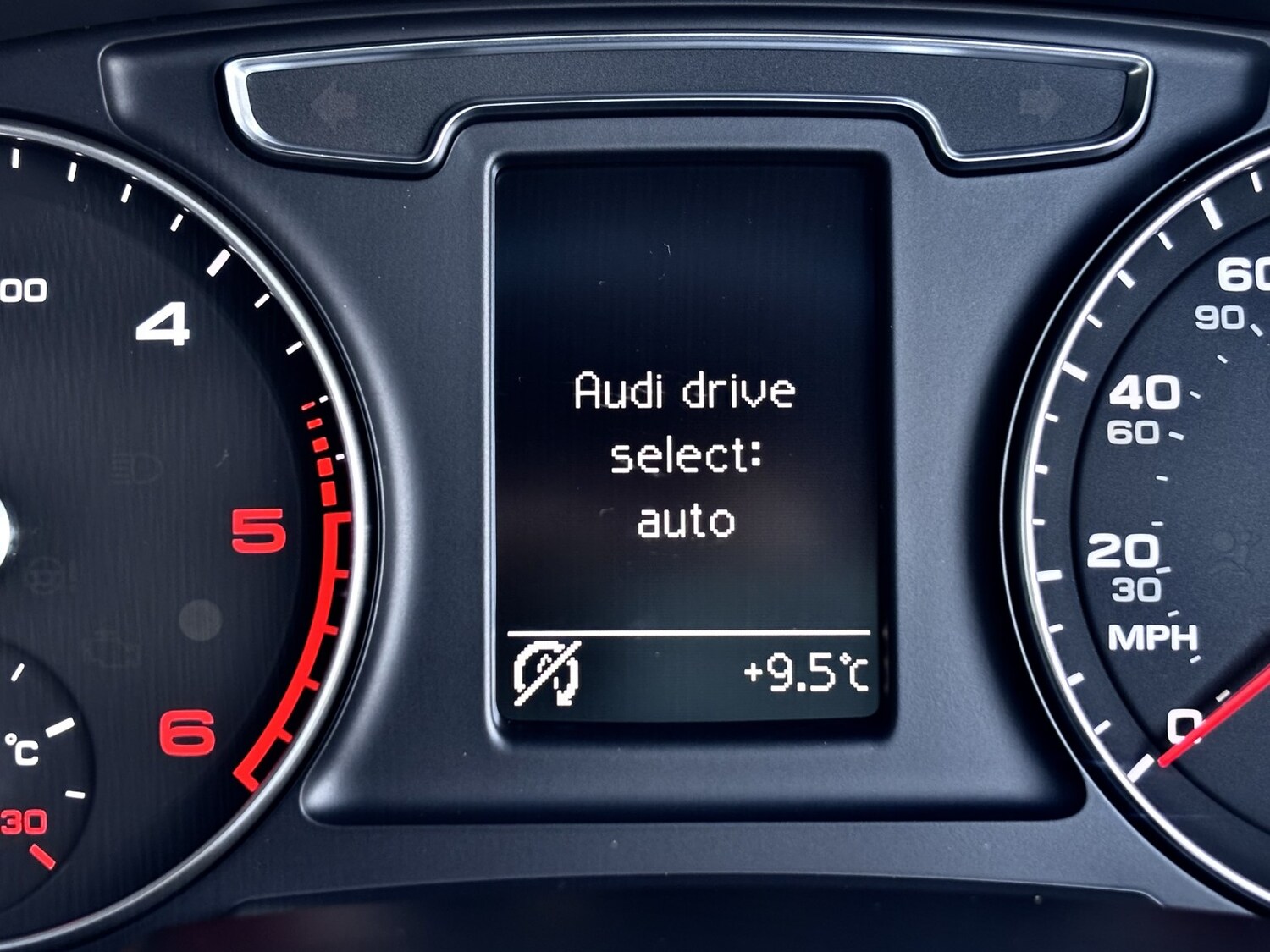 Used Audi Q3 2016 for sale - 77707300: Photo 56