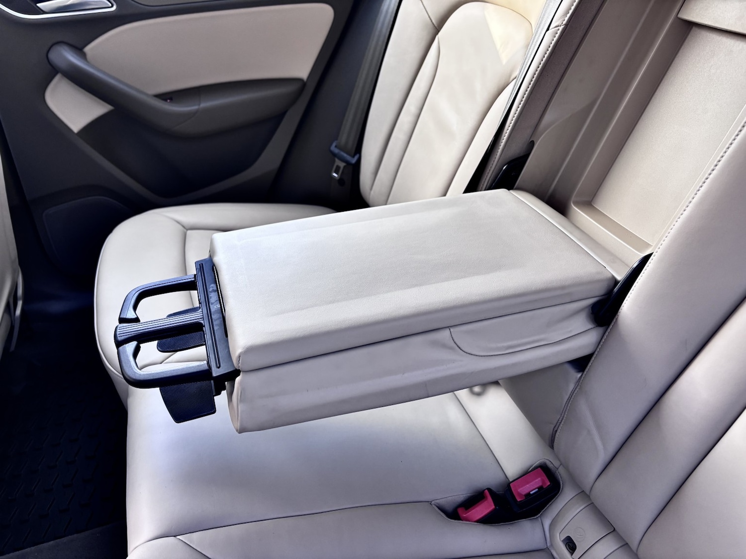 Used Audi Q3 2012 for sale - 76631489: Photo 48