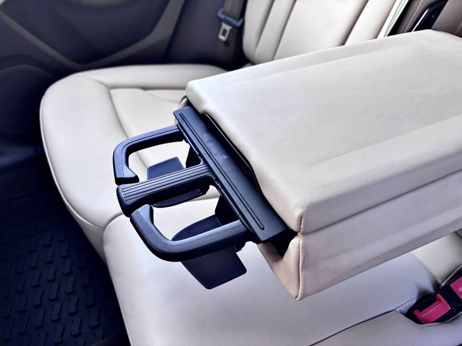 Used Audi Q3 2012 for sale - 76631489: Photo 49