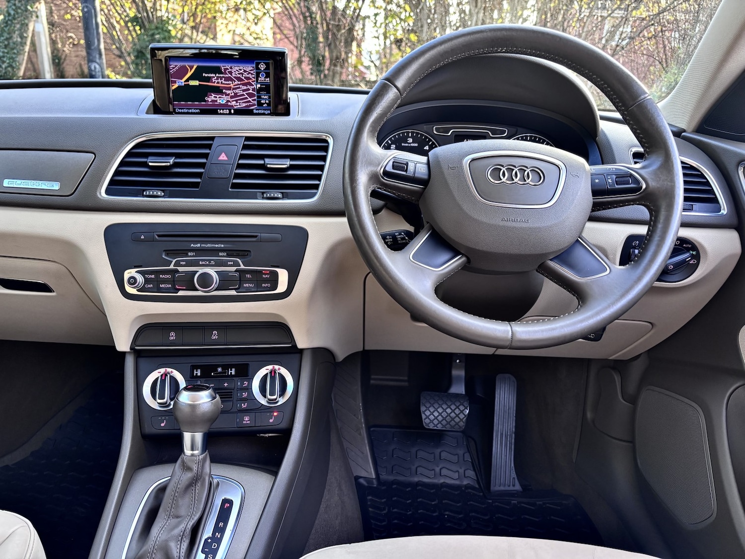 Used Audi Q3 2012 for sale - 76631489: Photo 9