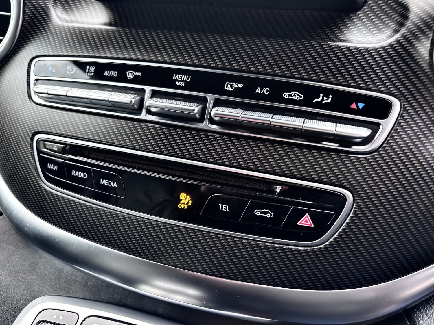 Used Mercedes-Benz V-Class 2017 for sale - 77008141: Photo 21