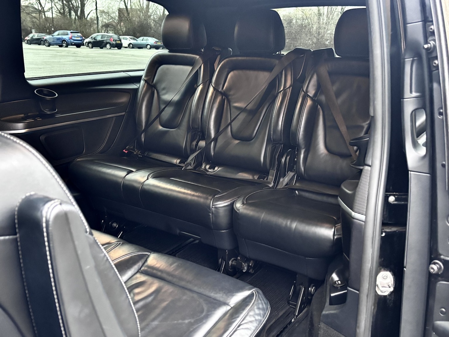 Used Mercedes-Benz V-Class 2017 for sale - 77008141: Photo 30