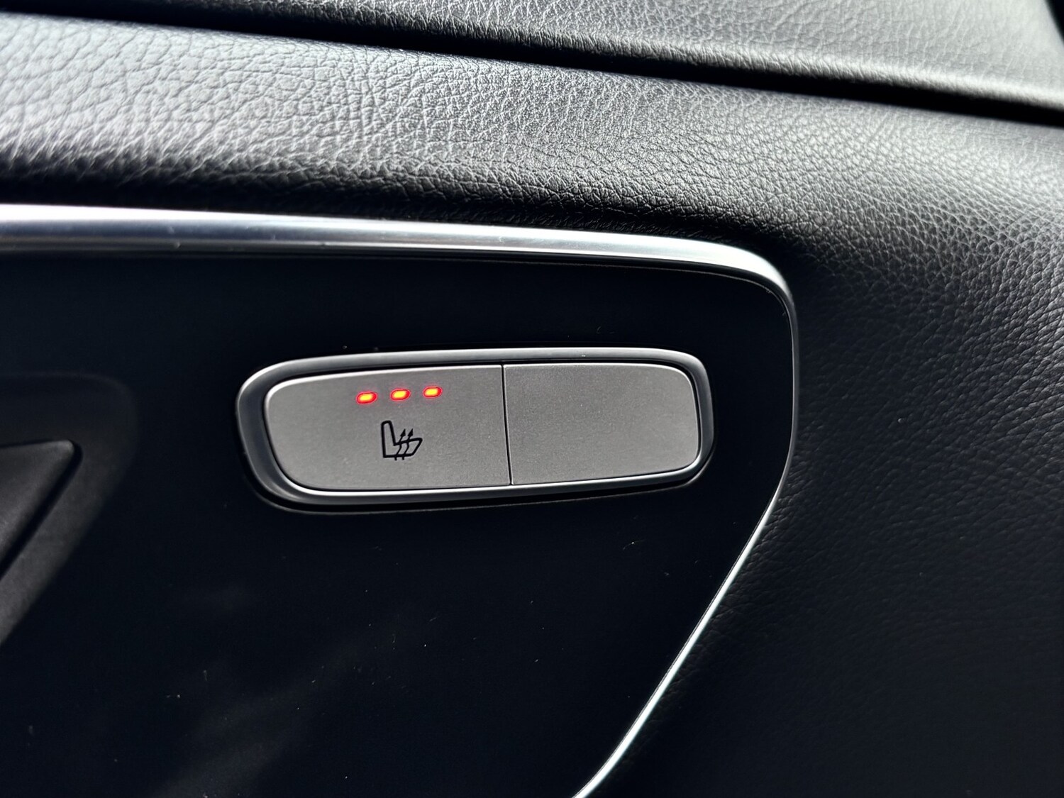 Used Mercedes-Benz V-Class 2017 for sale - 77008141: Photo 33