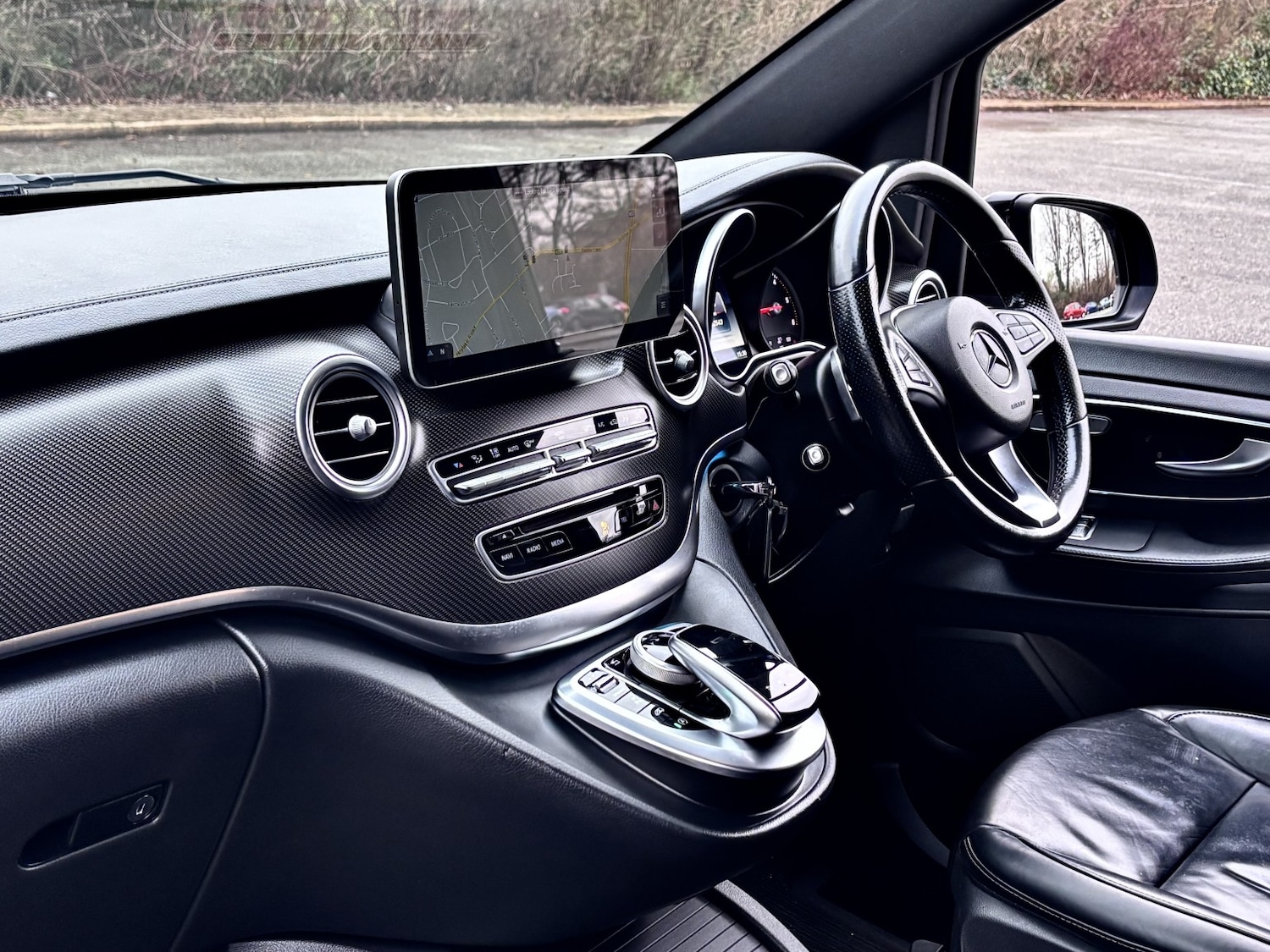 Used Mercedes-Benz V-Class 2017 for sale - 77008141: Photo 35