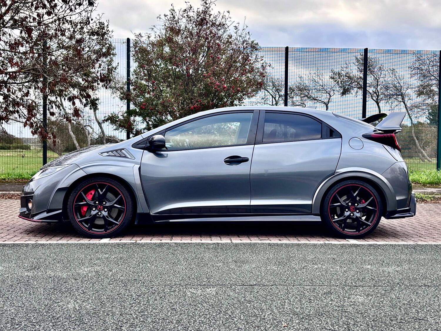 Used Honda Civic 2016 for sale - 76198175: Photo 4