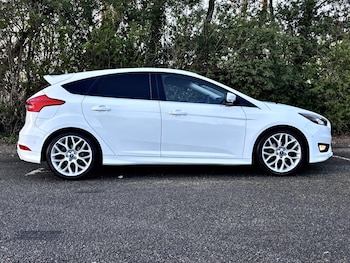 Used Ford Focus 2015 for sale - 78182834: Photo