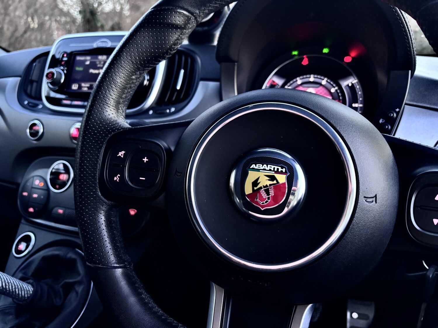 Used Abarth 595 2016 for sale - 78155385: Photo 17