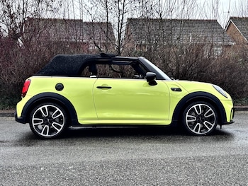 Used MINI Convertible 2023 for sale - 77622457: Photo