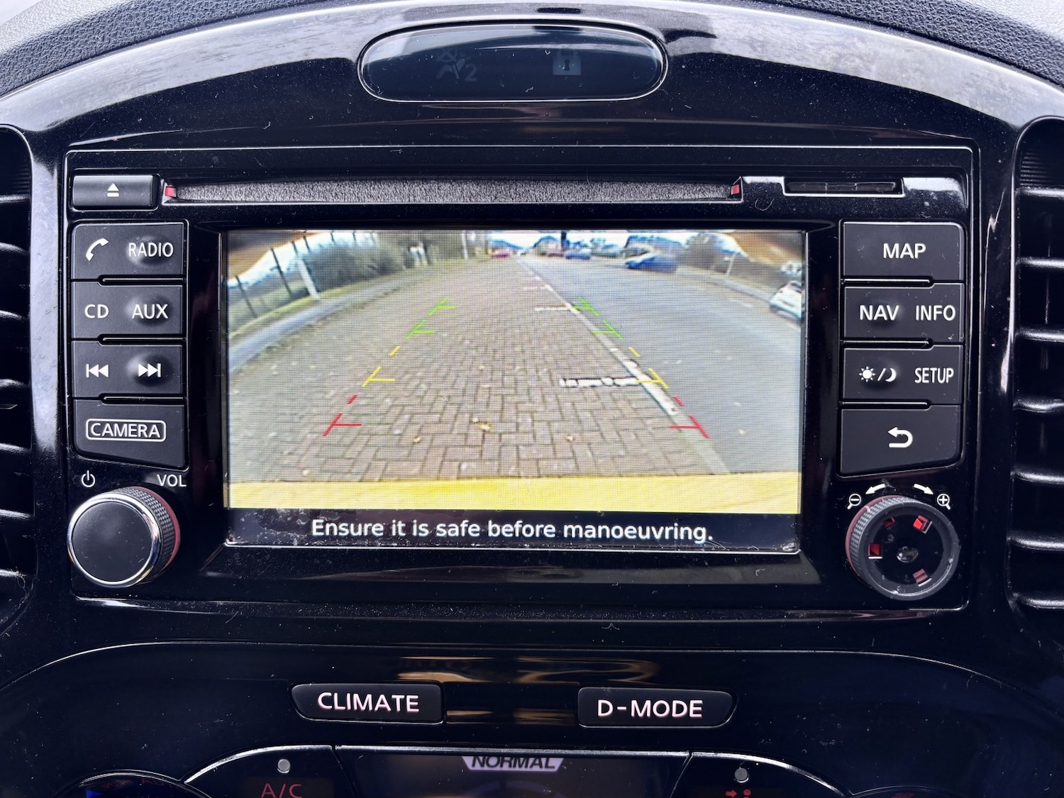 Used Nissan Juke 2015 for sale - 76430935: Photo 3