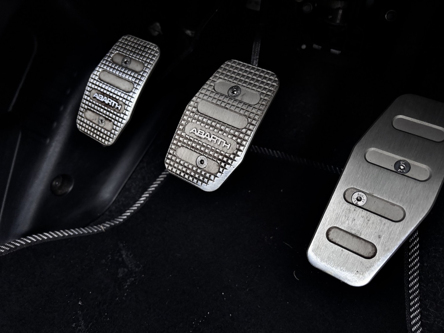 Used Abarth 500C 2015 for sale - 77233746: Photo 34