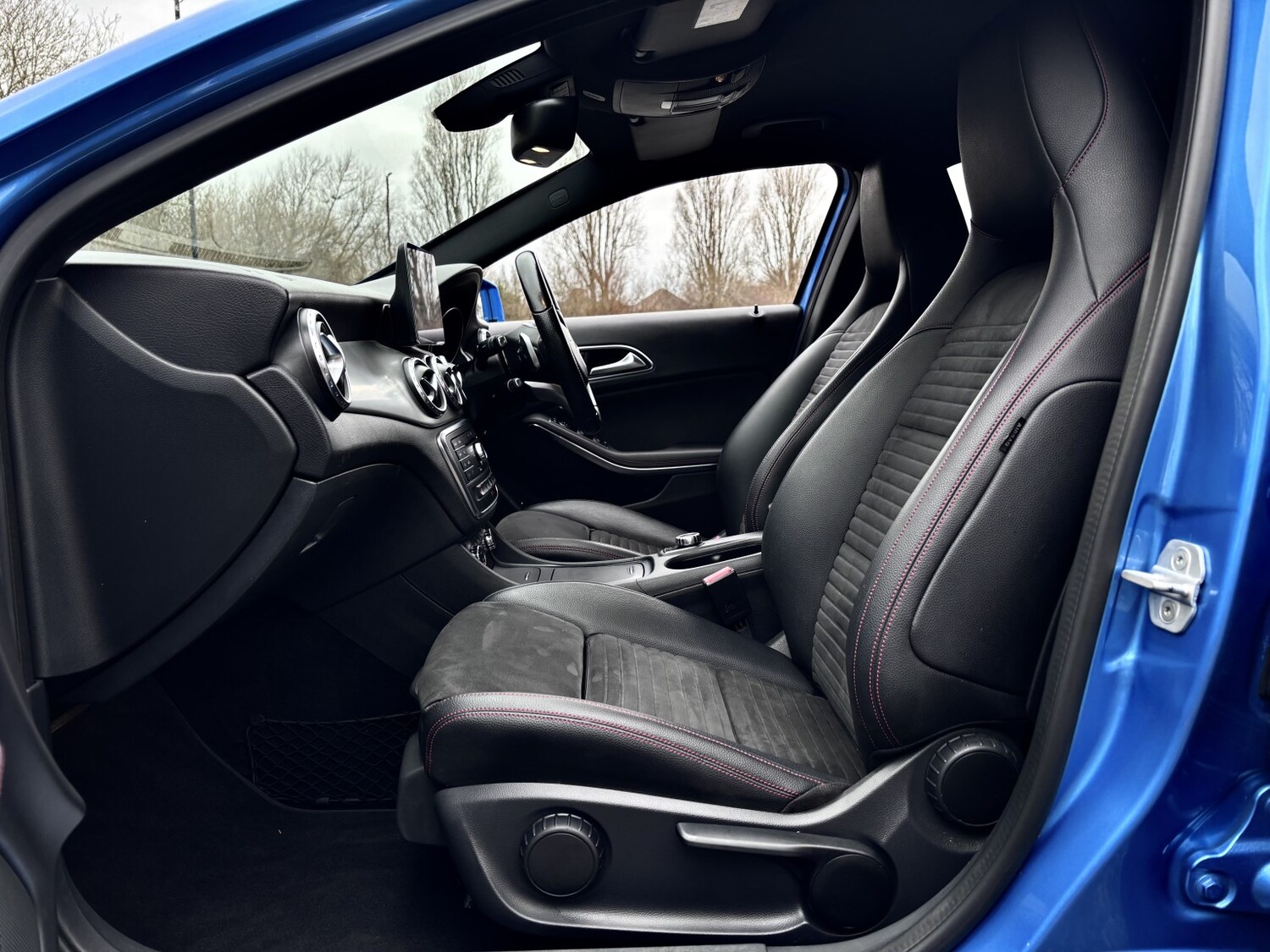 Used Mercedes-Benz GLA 2016 for sale - 77536073: Photo 42