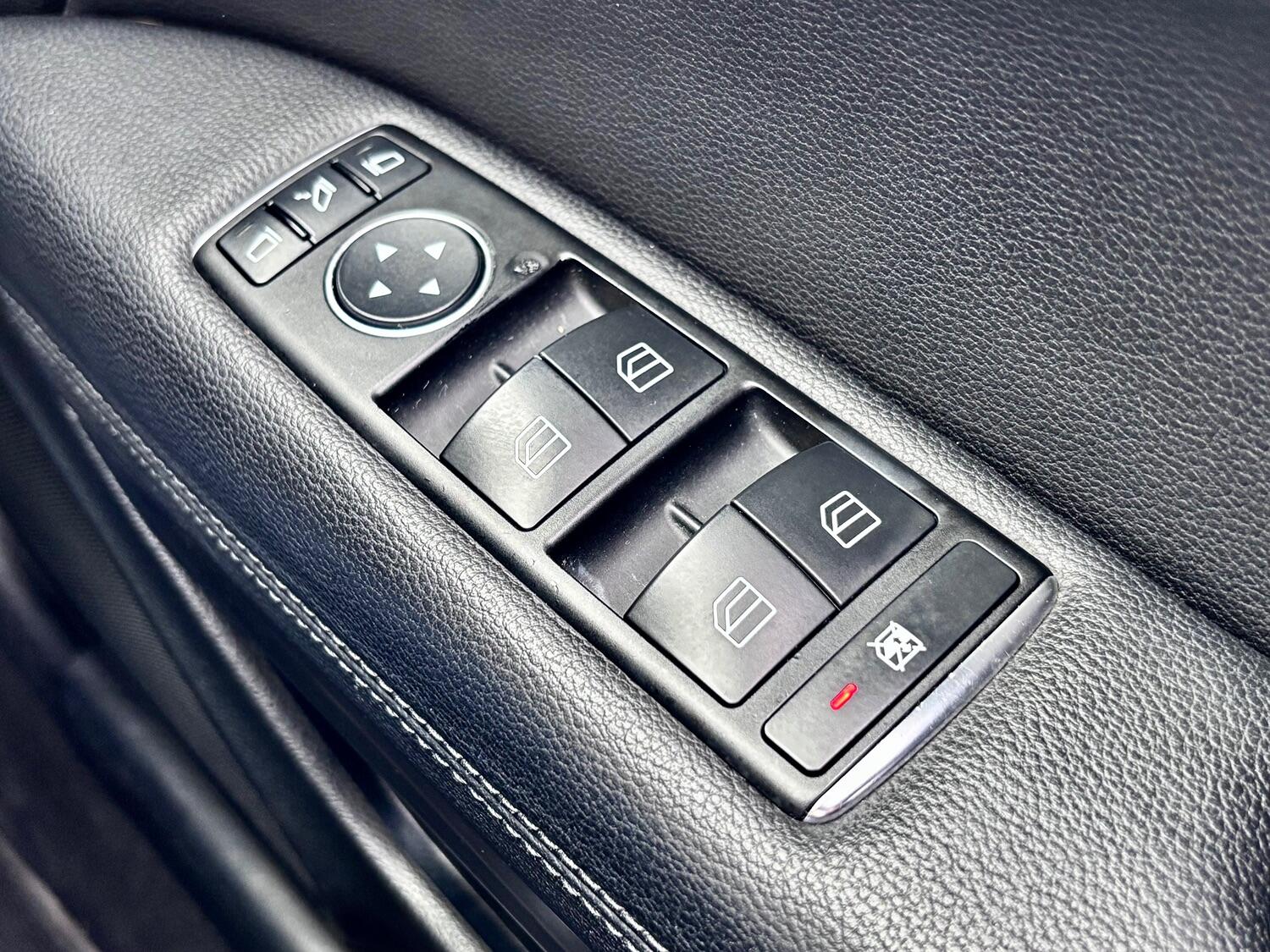 Used Mercedes-Benz E Class 2013 for sale - 75836163: Photo 40