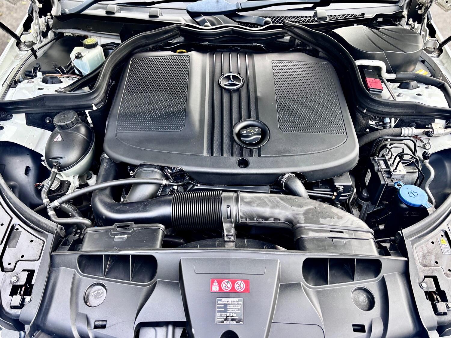 Used Mercedes-Benz E Class 2013 for sale - 75836163: Photo 51