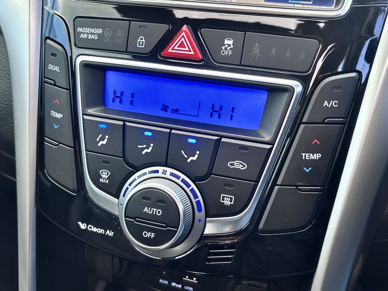 Used Hyundai i30 2014 for sale - 76397016: Photo 30