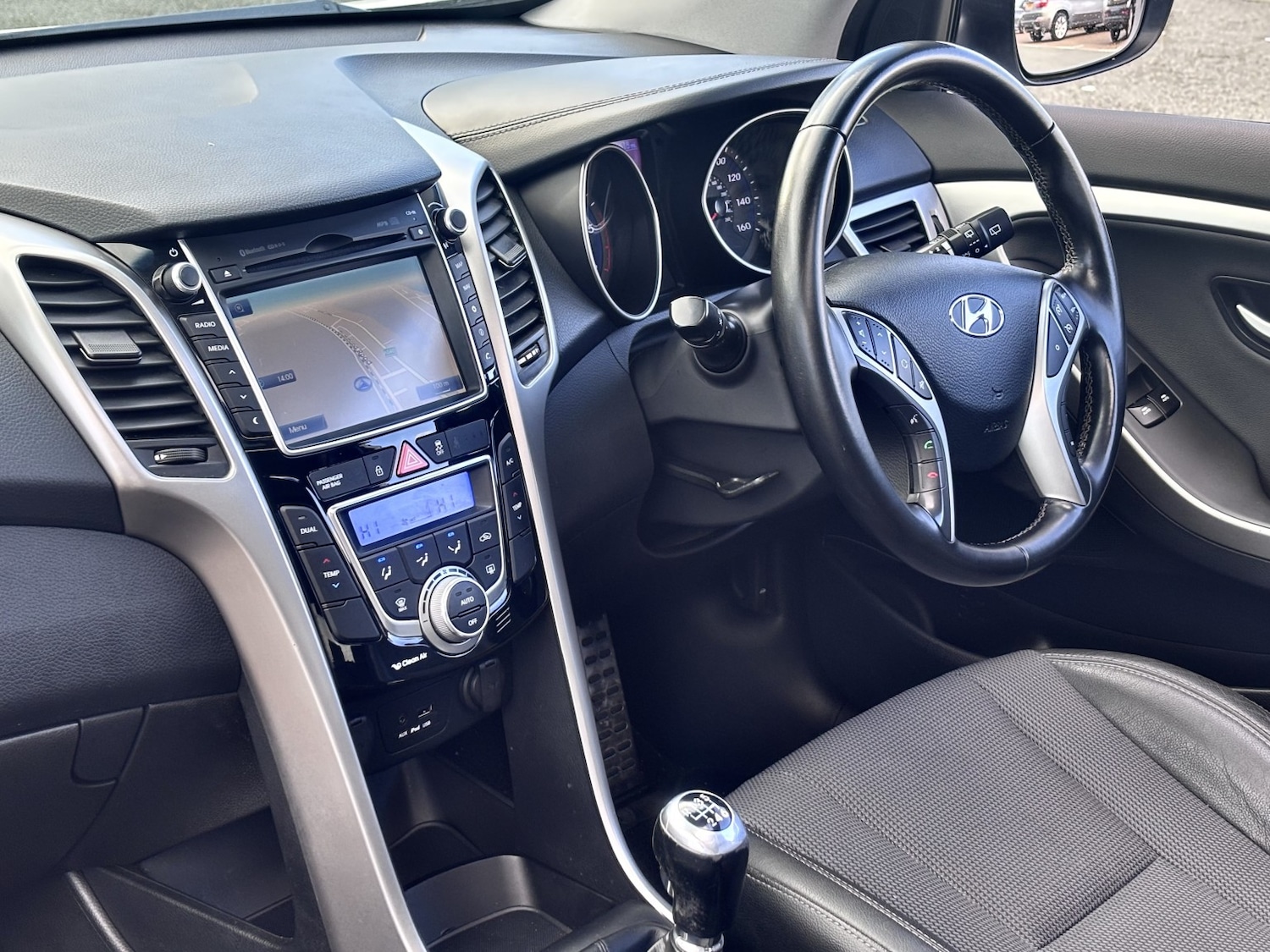 Used Hyundai i30 2014 for sale - 76397016: Photo 40