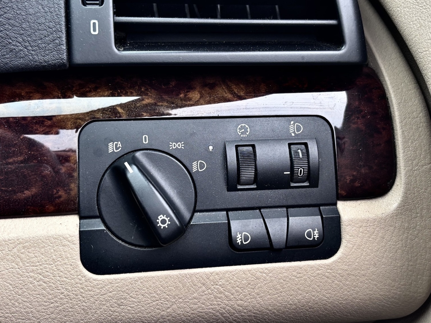 Used BMW 3 Series 2005 for sale - 77395149: Photo 25