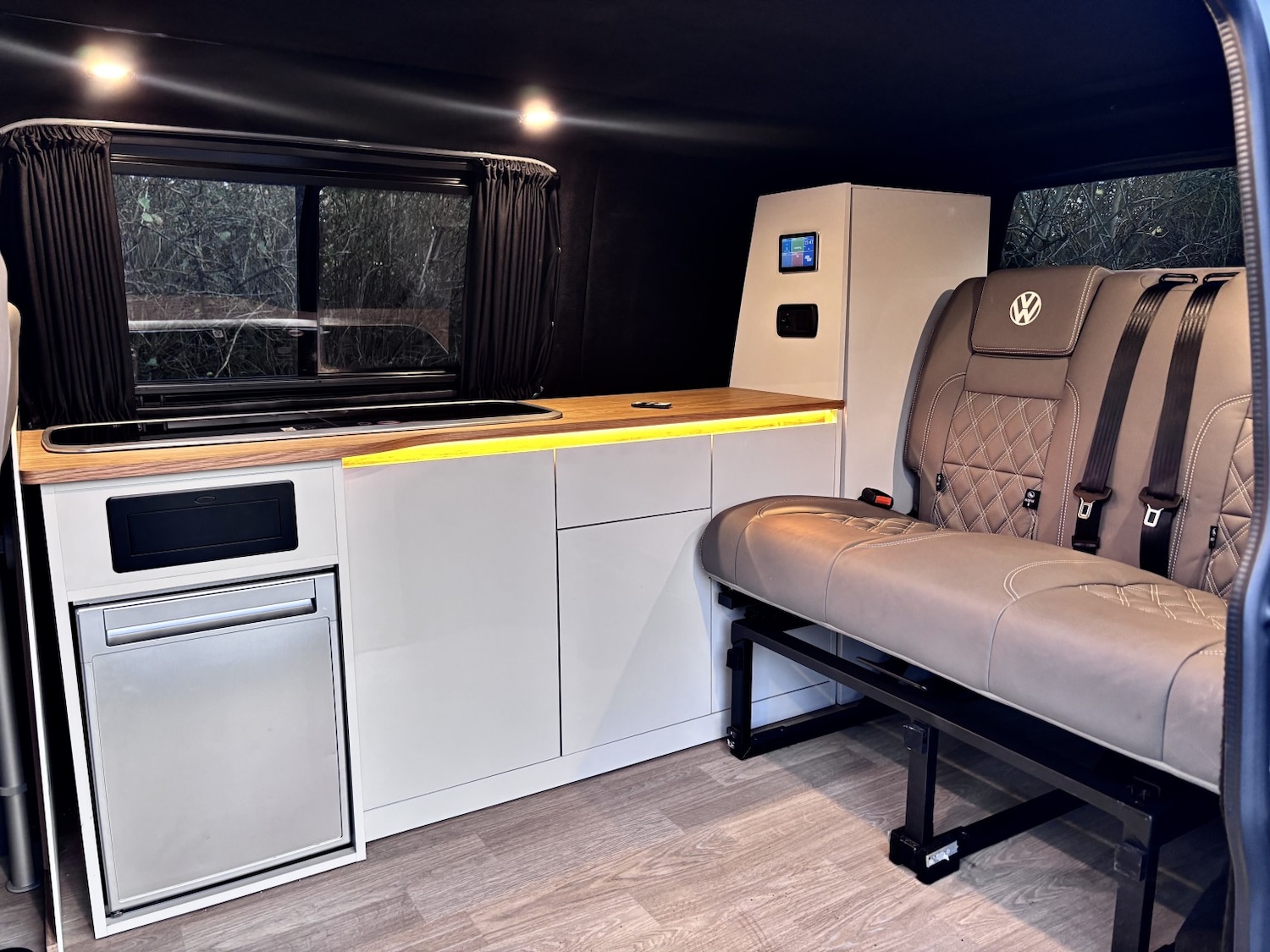 Used Volkswagen Transporter 2022 for sale - 76656137: Photo 47