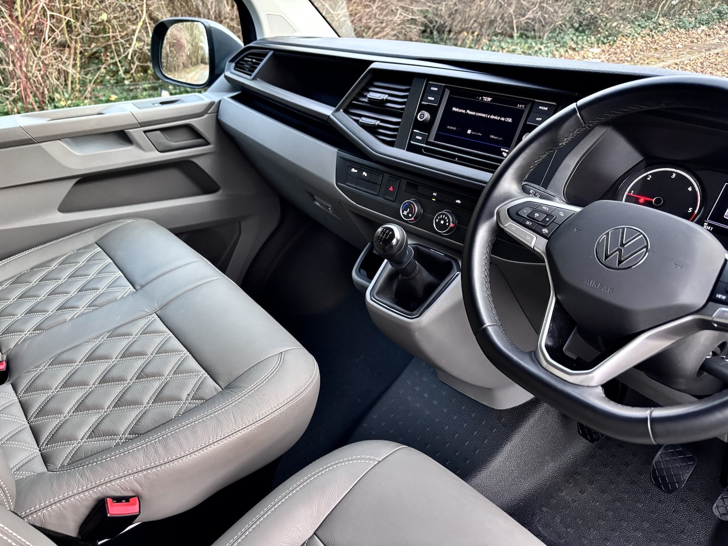 Used Volkswagen Transporter 2022 for sale - 76656137: Photo 65