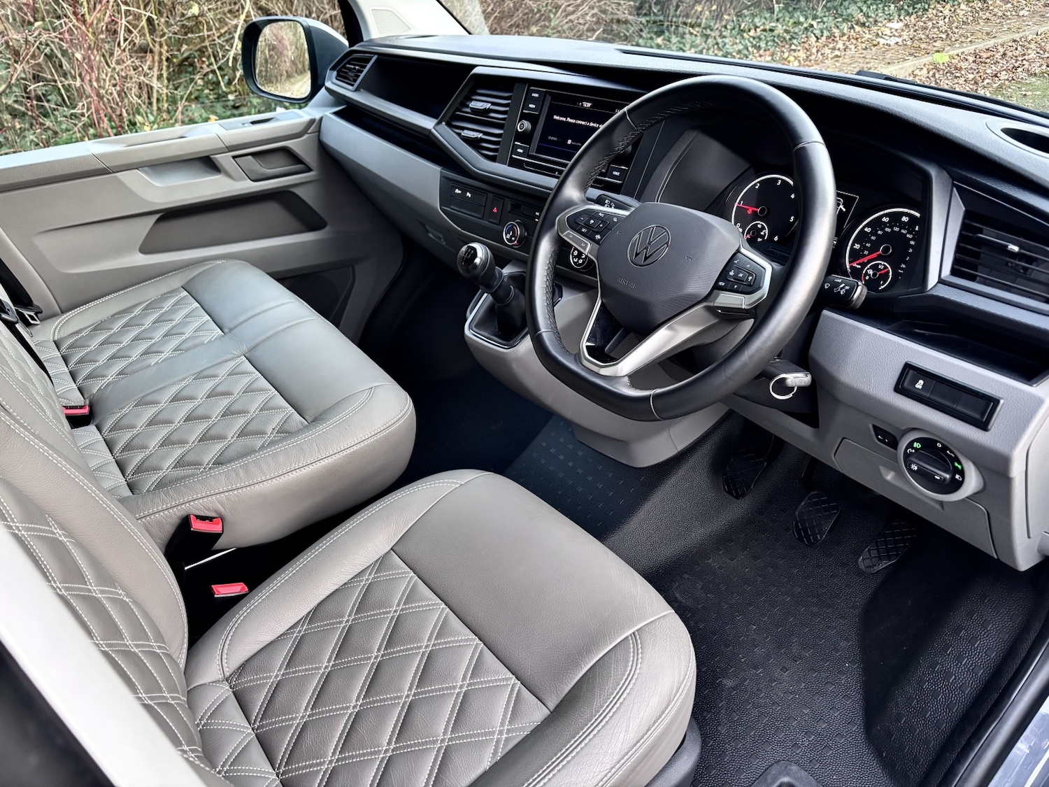 Used Volkswagen Transporter 2022 for sale - 76656137: Photo 67