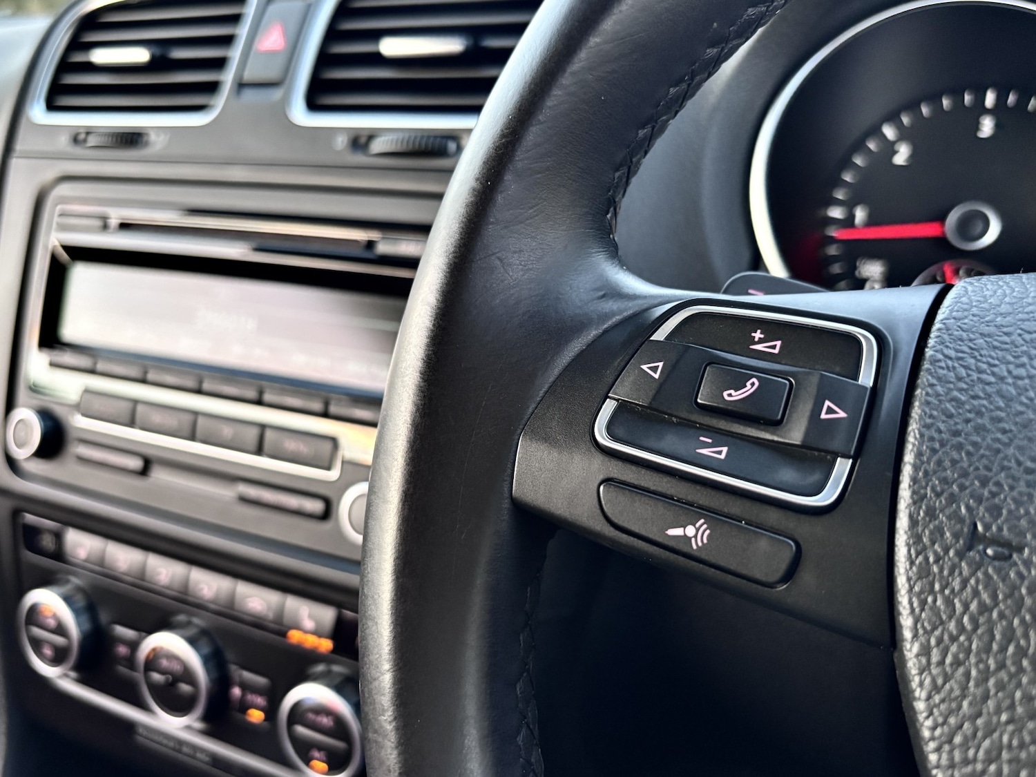 Used Volkswagen Golf 2013 for sale - 76446031: Photo 34