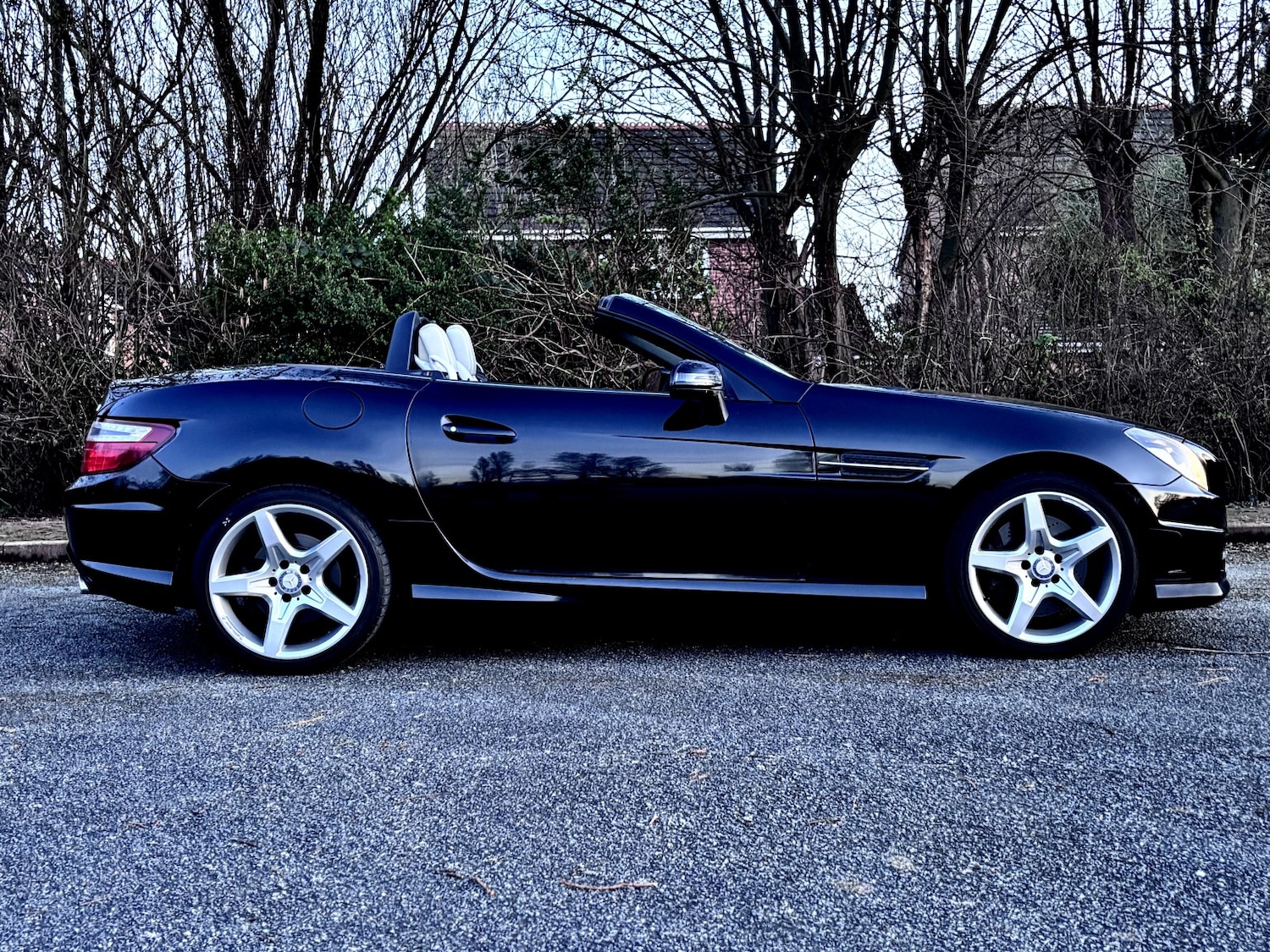 Used Mercedes-Benz SLK 2012 for sale - 77945742: Photo 4