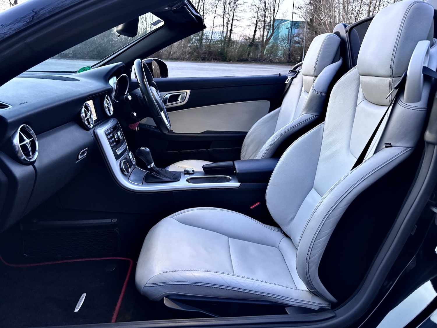 Used Mercedes-Benz SLK 2012 for sale - 77945742: Photo 46