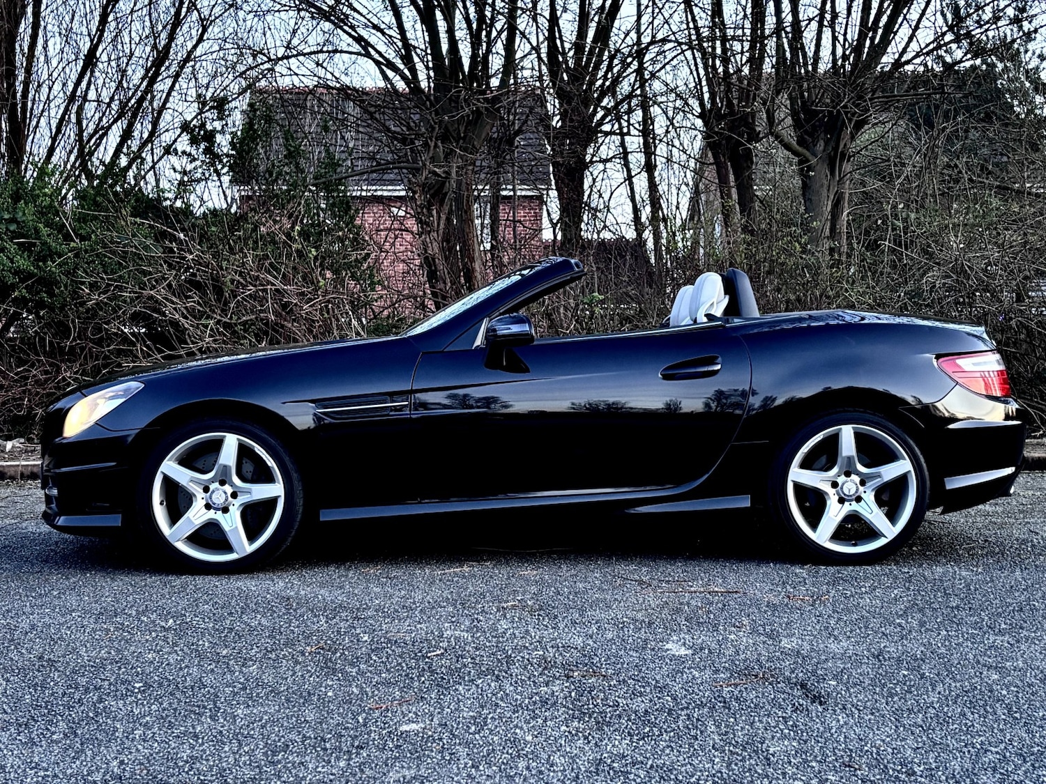 Used Mercedes-Benz SLK 2012 for sale - 77945742: Photo 8