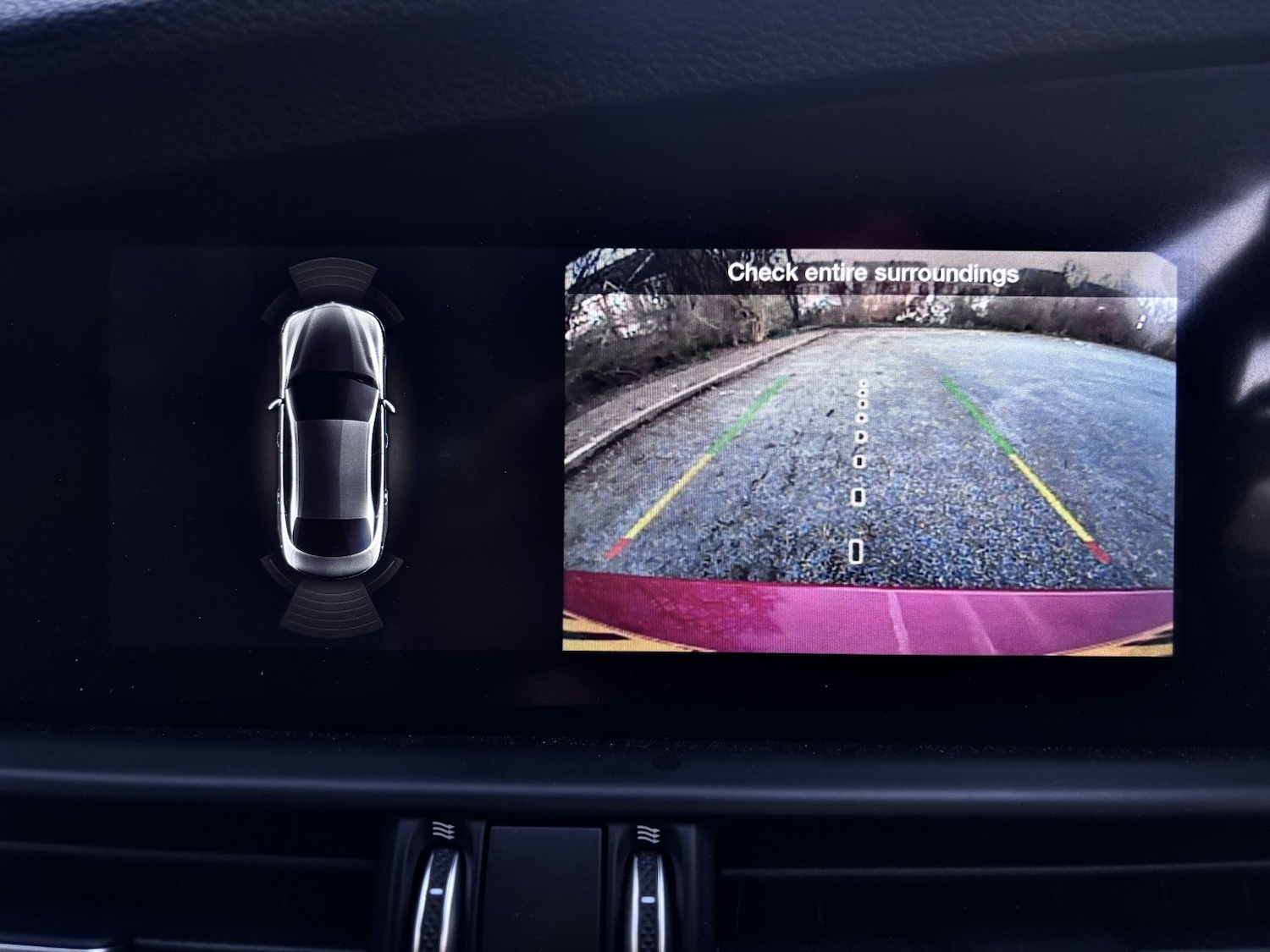 Used Alfa Romeo Giulia 2023 for sale - 77931290: Photo 10