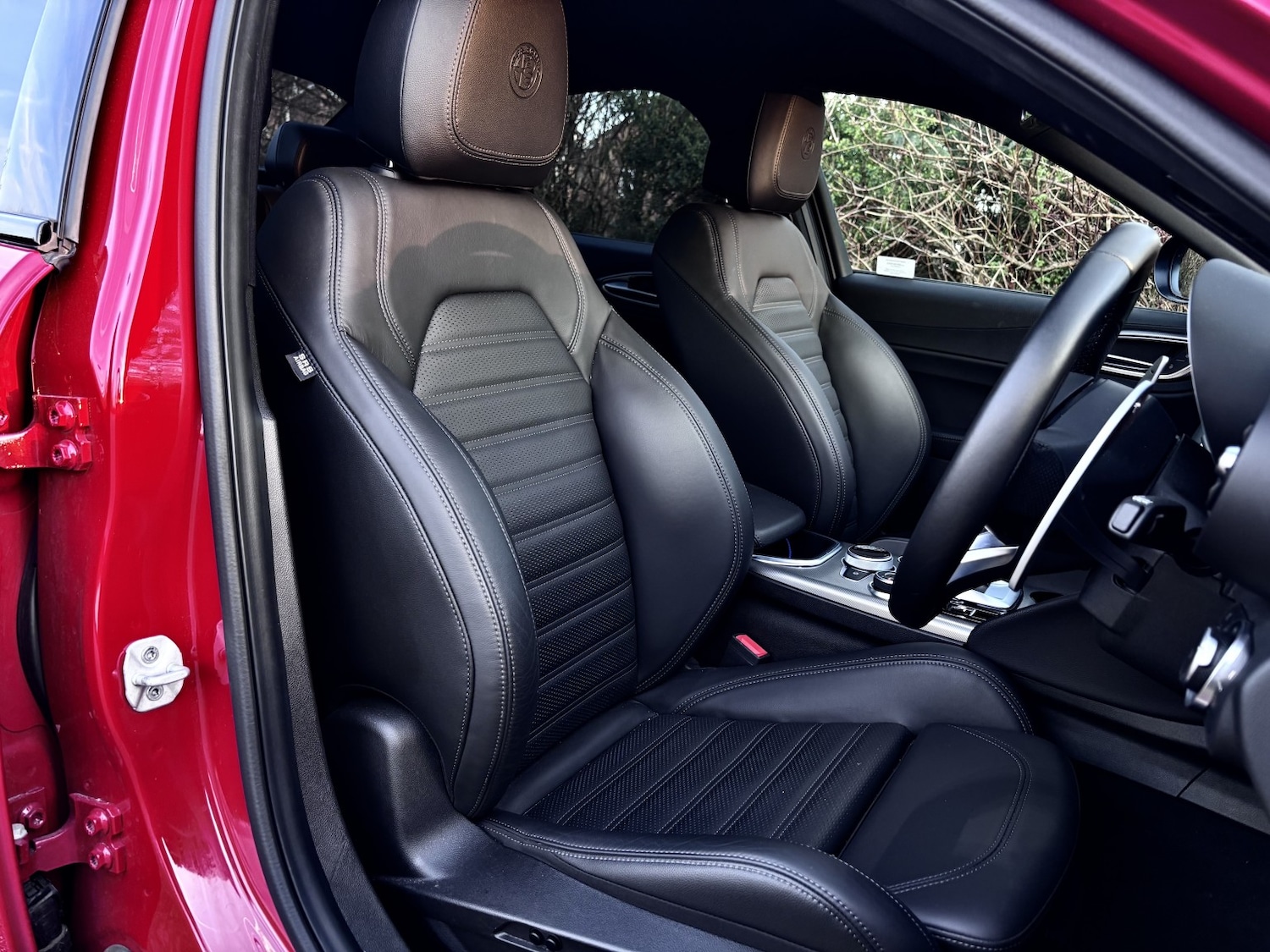 Used Alfa Romeo Giulia 2023 for sale - 77931290: Photo 11