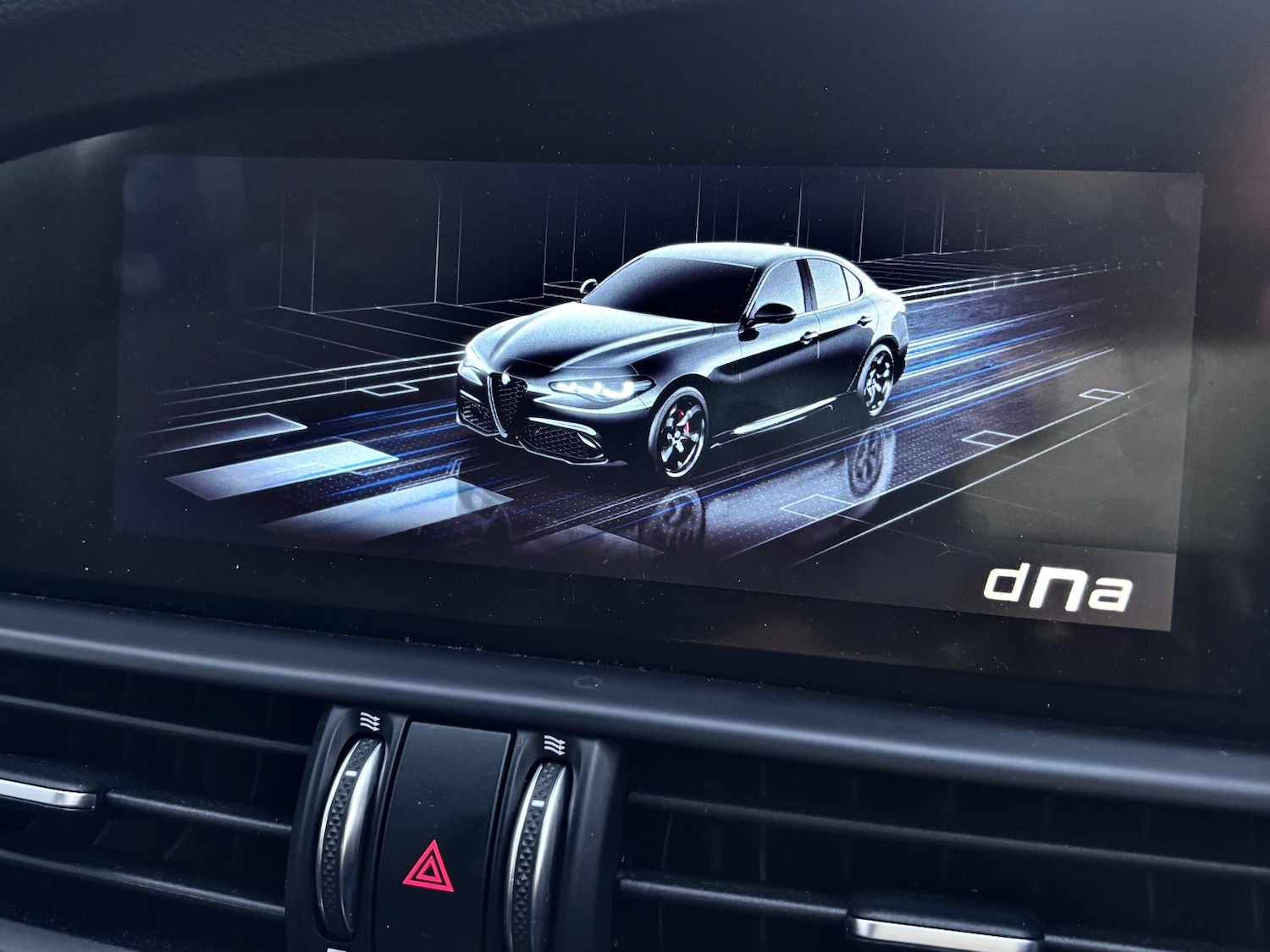 Used Alfa Romeo Giulia 2023 for sale - 77931290: Photo 21