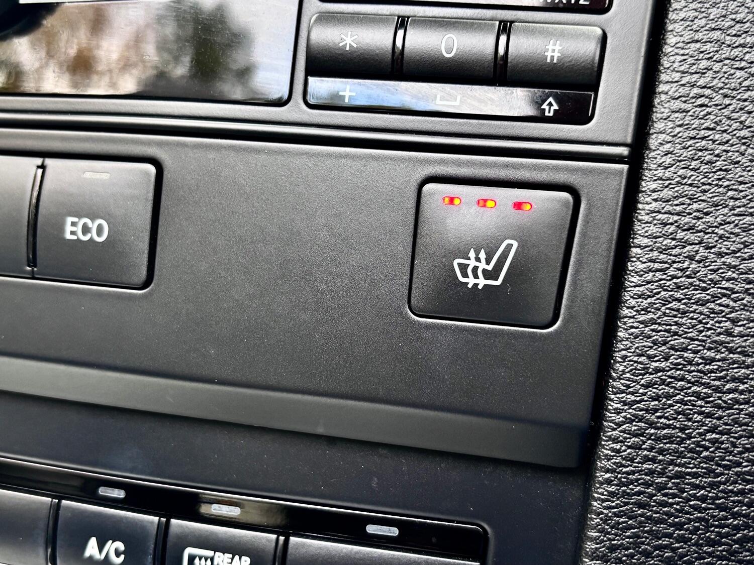 Used Mercedes-Benz E Class 2013 for sale - 76734813: Photo 43