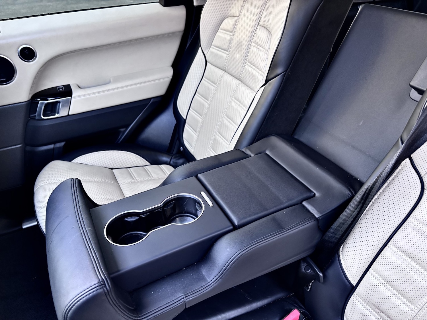 Used Land Rover Range Rover Sport 2017 for sale - 76911119: Photo 14