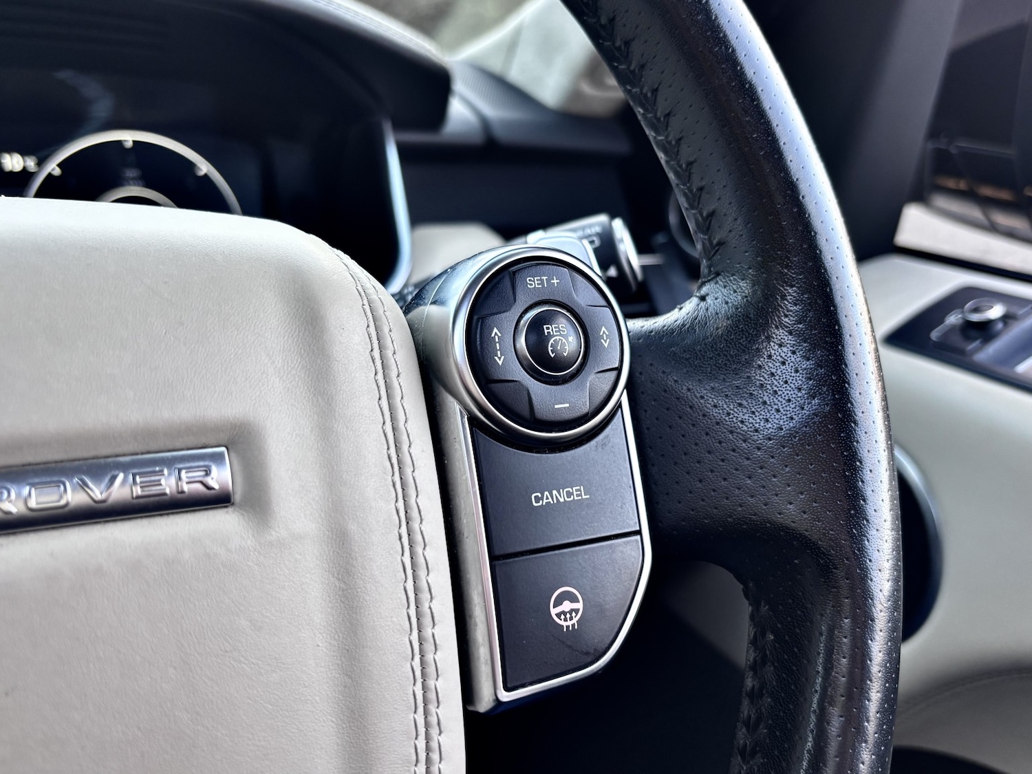 Used Land Rover Range Rover Sport 2017 for sale - 76911119: Photo 25