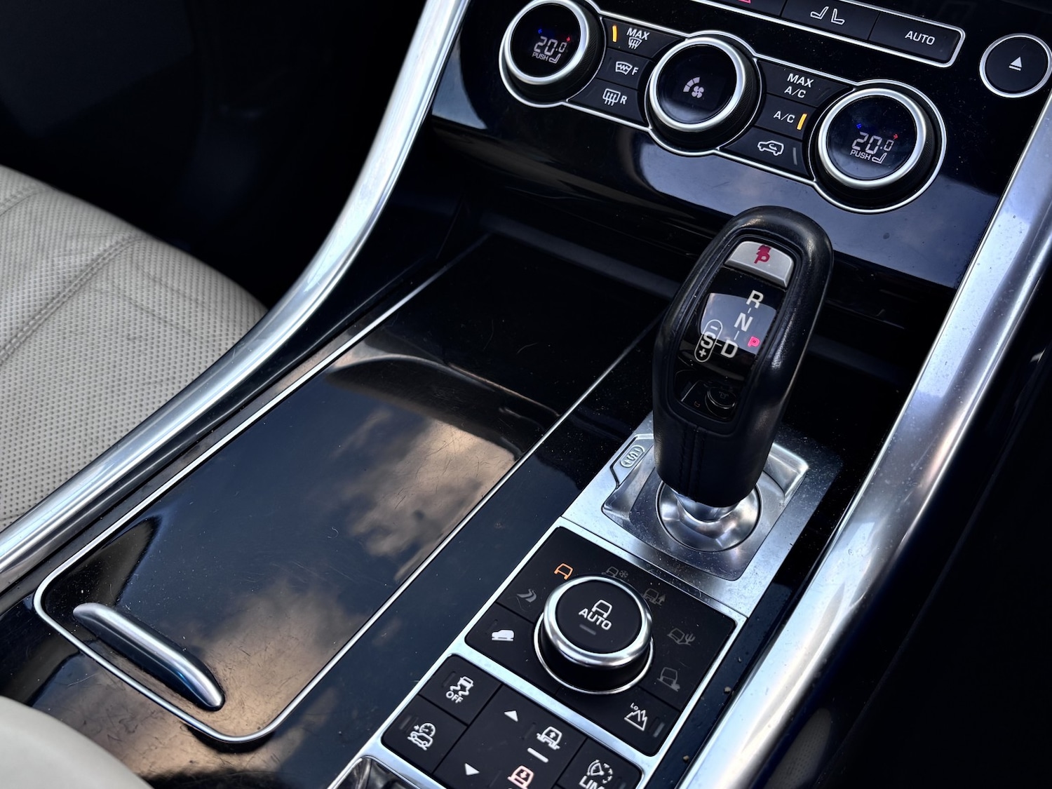 Used Land Rover Range Rover Sport 2017 for sale - 76911119: Photo 48