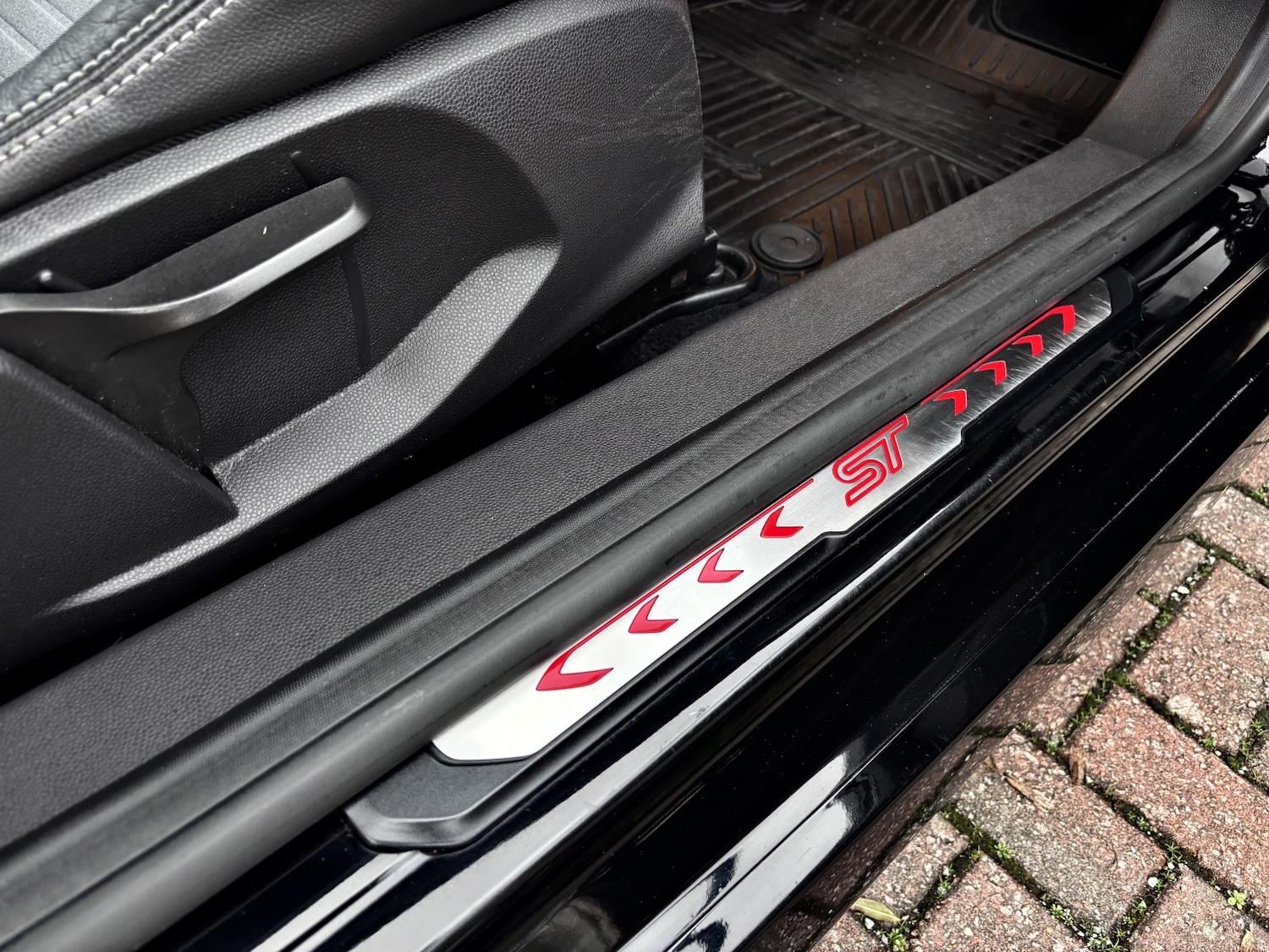 Used Ford Fiesta 2017 for sale - 76547859: Photo 25