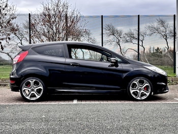 Used Ford Fiesta 2017 for sale - 76547859: Photo