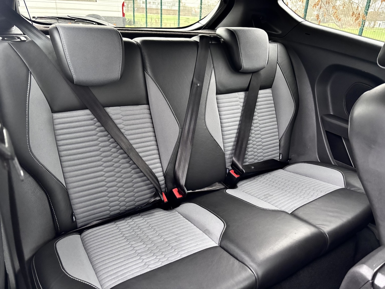 Used Ford Fiesta 2017 for sale - 76547859: Photo 50