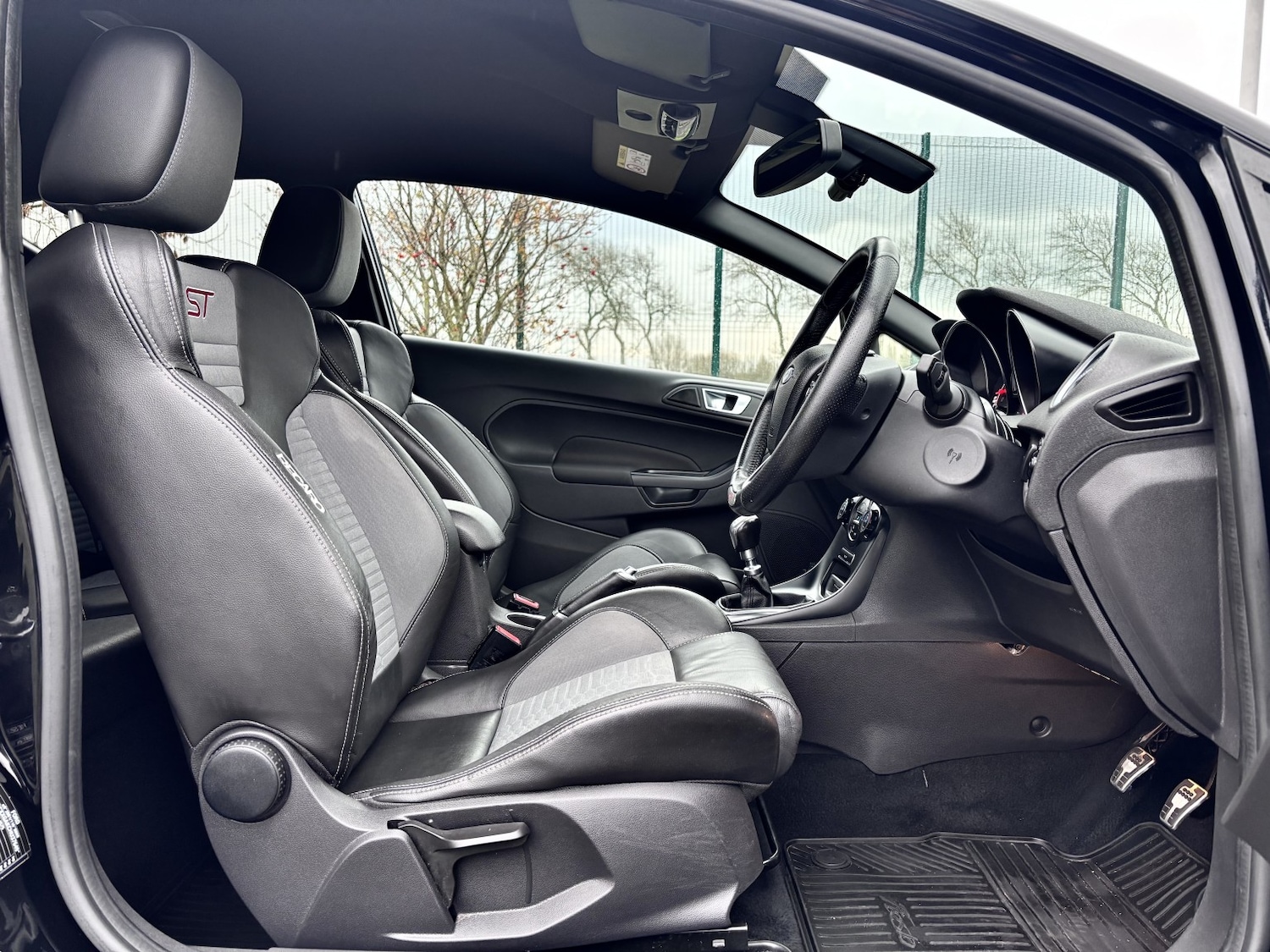 Used Ford Fiesta 2017 for sale - 76547859: Photo 53