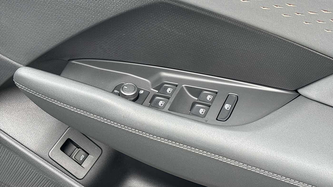 Used Cupra Terramar 2025 for sale - 76139638: Photo 16