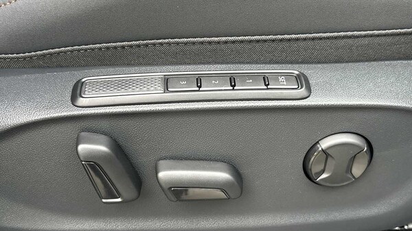 Used Cupra Terramar 2025 for sale - 76139638: Photo 17