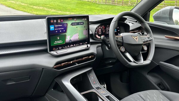 Used Cupra Terramar 2025 for sale - 76139638: Photo 2