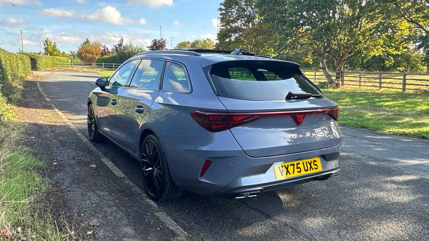 Used Cupra Leon 2025 for sale - 77176661: Photo 2