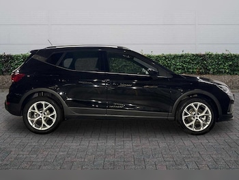 Used SEAT Arona 2025 for sale - 76800570: Photo